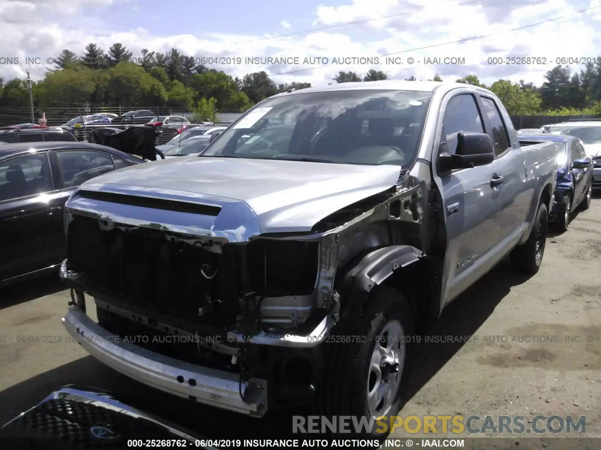 2 Photograph of a damaged car 5TFUY5F16KX785576 TOYOTA TUNDRA 2019