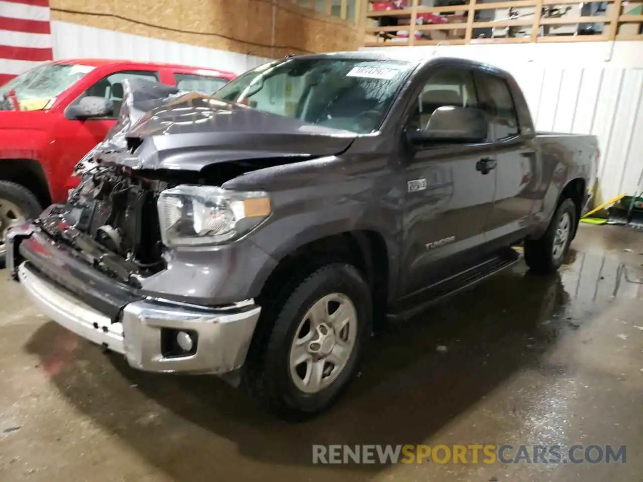 1 Photograph of a damaged car 5TFUY5F16KX805020 TOYOTA TUNDRA 2019