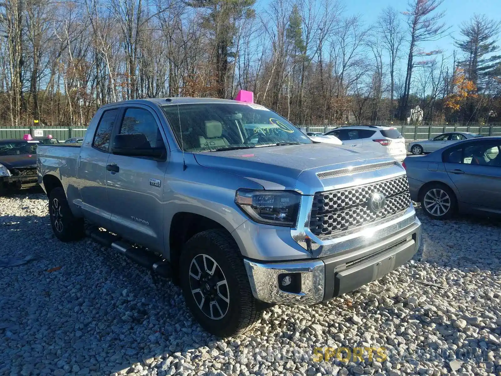 1 Photograph of a damaged car 5TFUY5F16KX842634 TOYOTA TUNDRA 2019