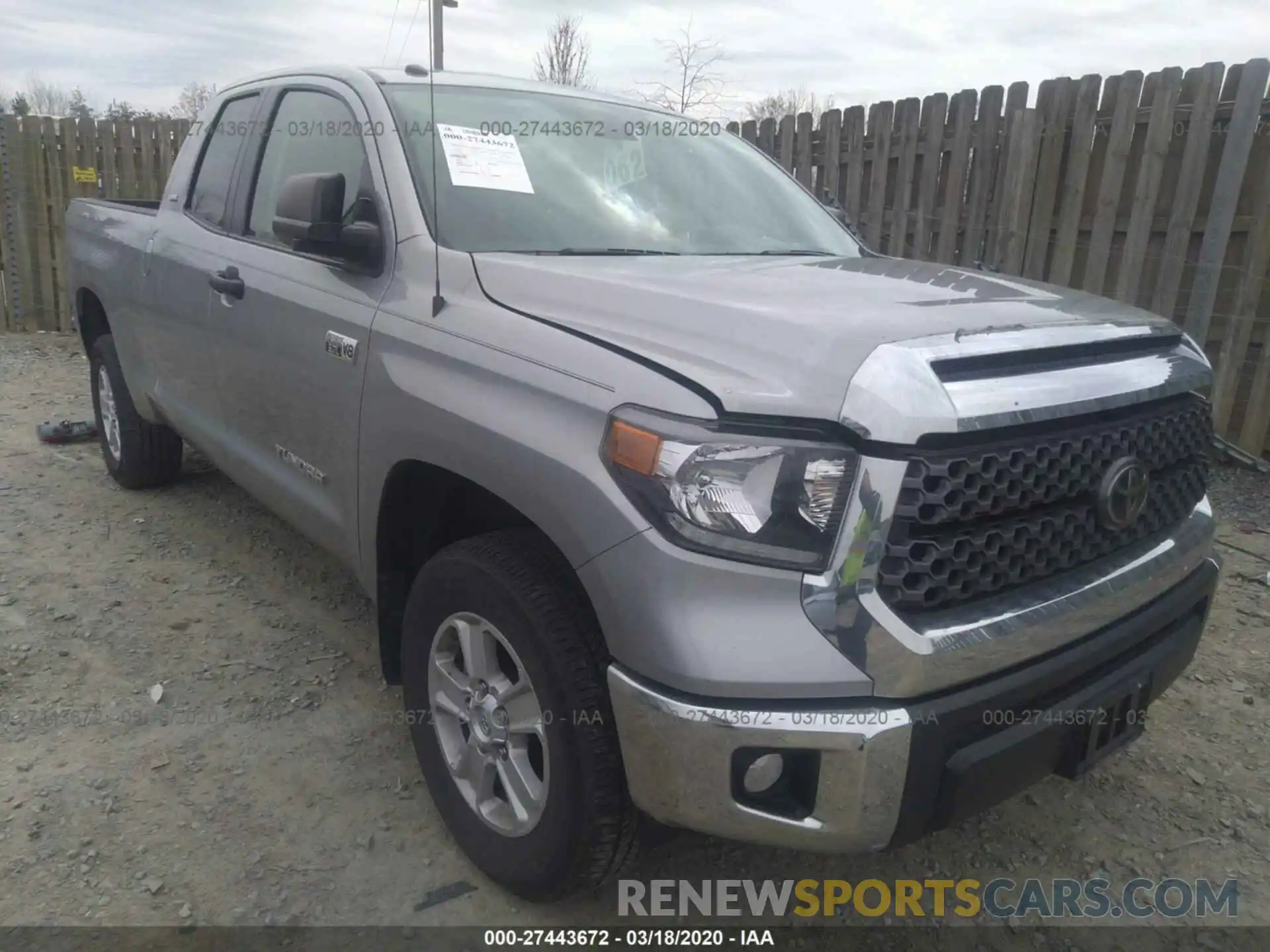 1 Photograph of a damaged car 5TFUY5F17KX815054 TOYOTA TUNDRA 2019