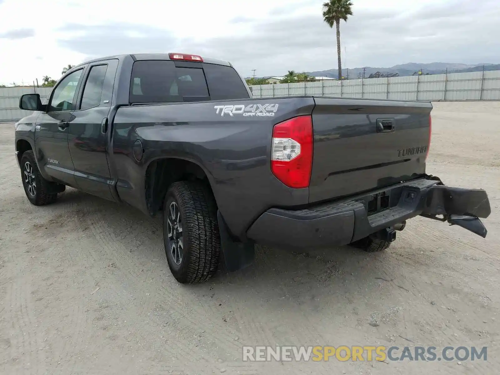 3 Photograph of a damaged car 5TFUY5F17KX816012 TOYOTA TUNDRA 2019