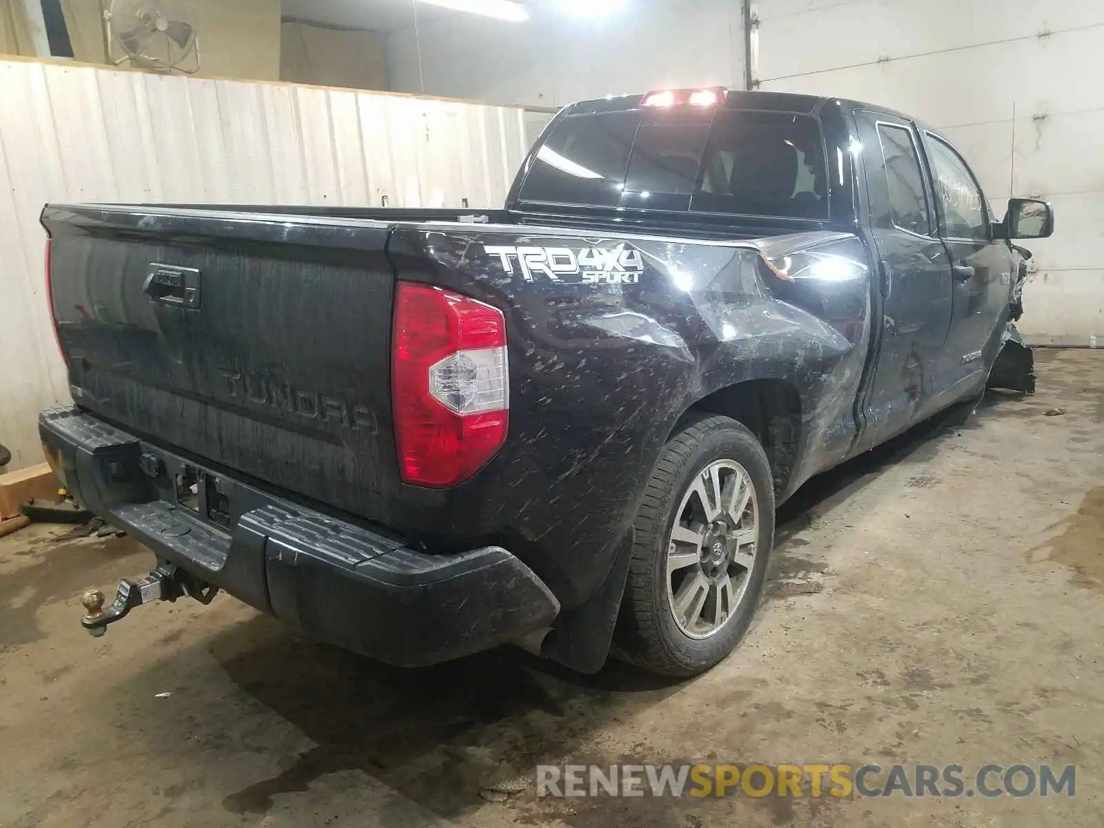 4 Photograph of a damaged car 5TFUY5F17KX827527 TOYOTA TUNDRA 2019