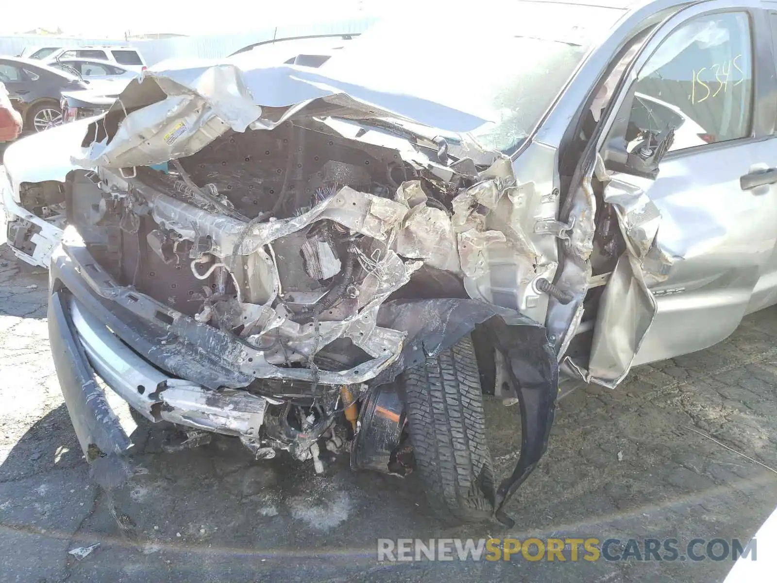 10 Photograph of a damaged car 5TFUY5F17KX847650 TOYOTA TUNDRA 2019