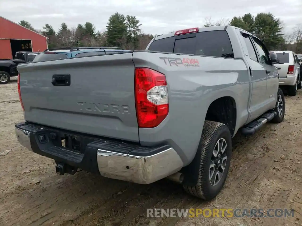 4 Photograph of a damaged car 5TFUY5F18KX813376 TOYOTA TUNDRA 2019