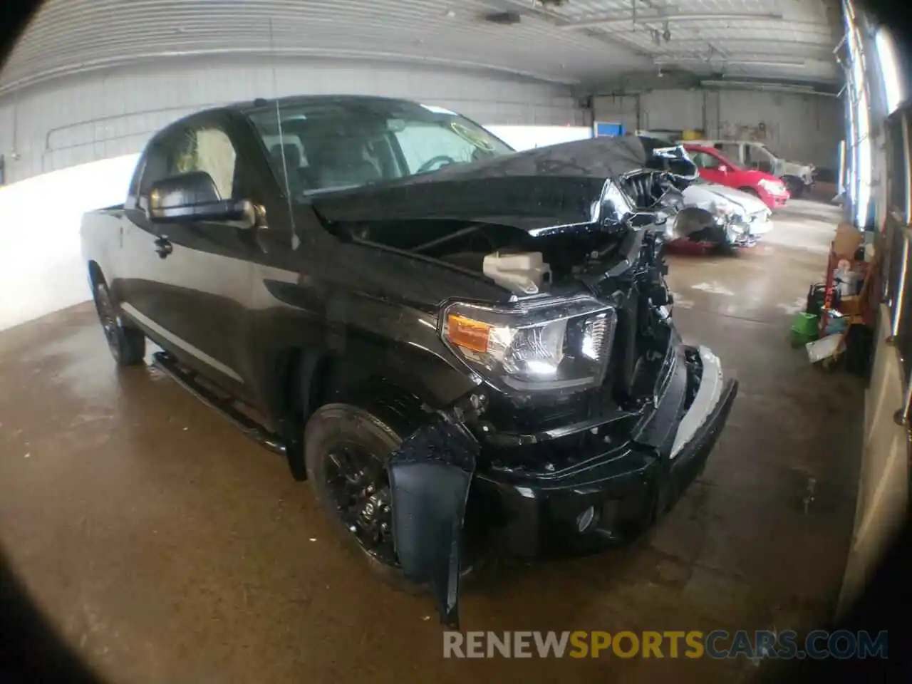 1 Photograph of a damaged car 5TFUY5F18KX816729 TOYOTA TUNDRA 2019