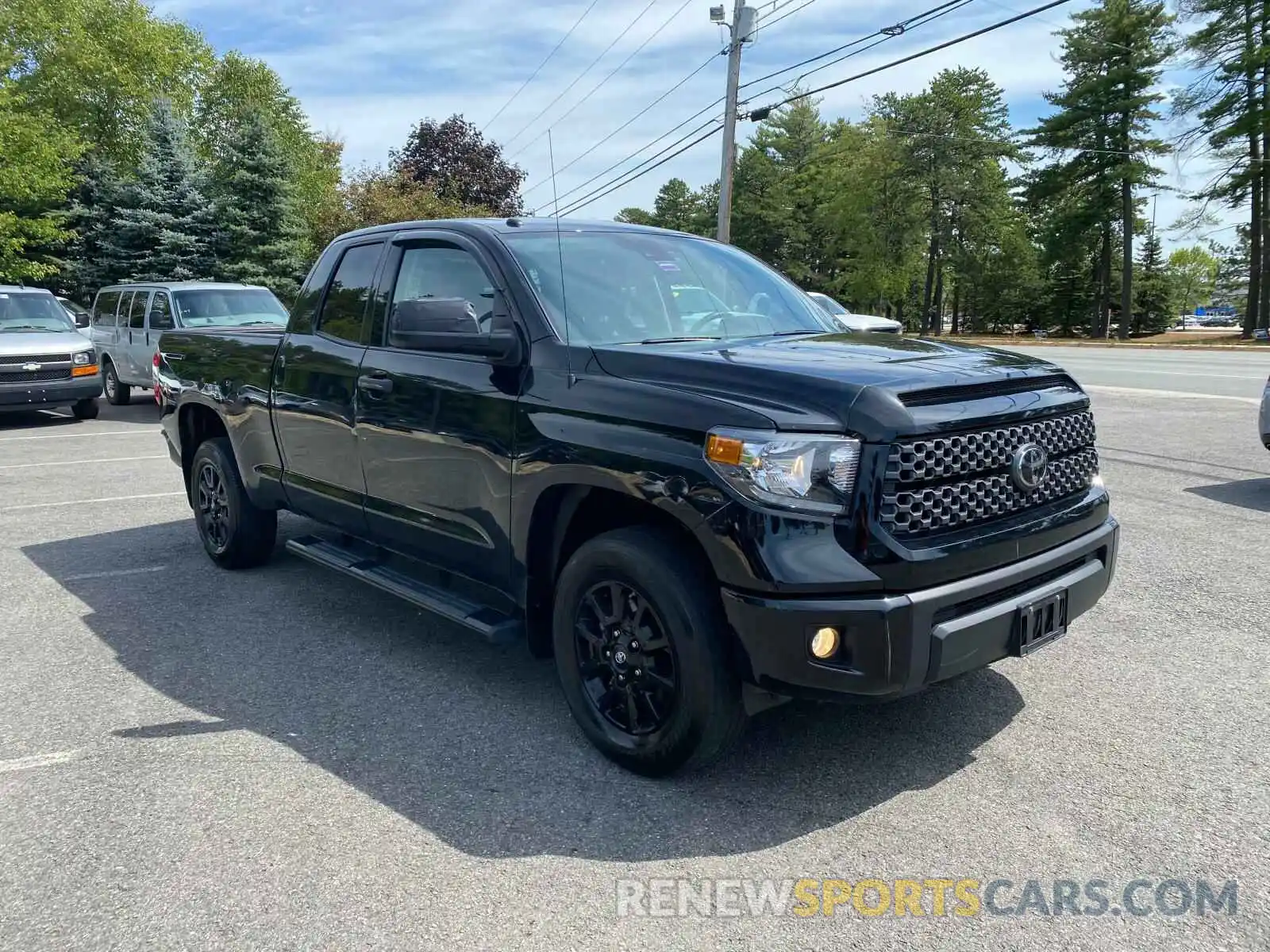 2 Photograph of a damaged car 5TFUY5F19KX821681 TOYOTA TUNDRA 2019