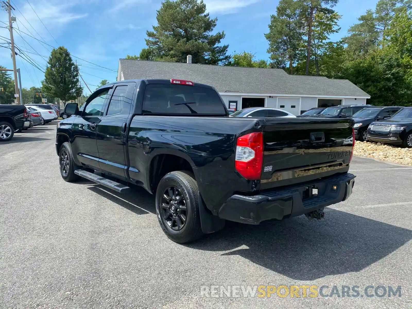 3 Photograph of a damaged car 5TFUY5F19KX821681 TOYOTA TUNDRA 2019