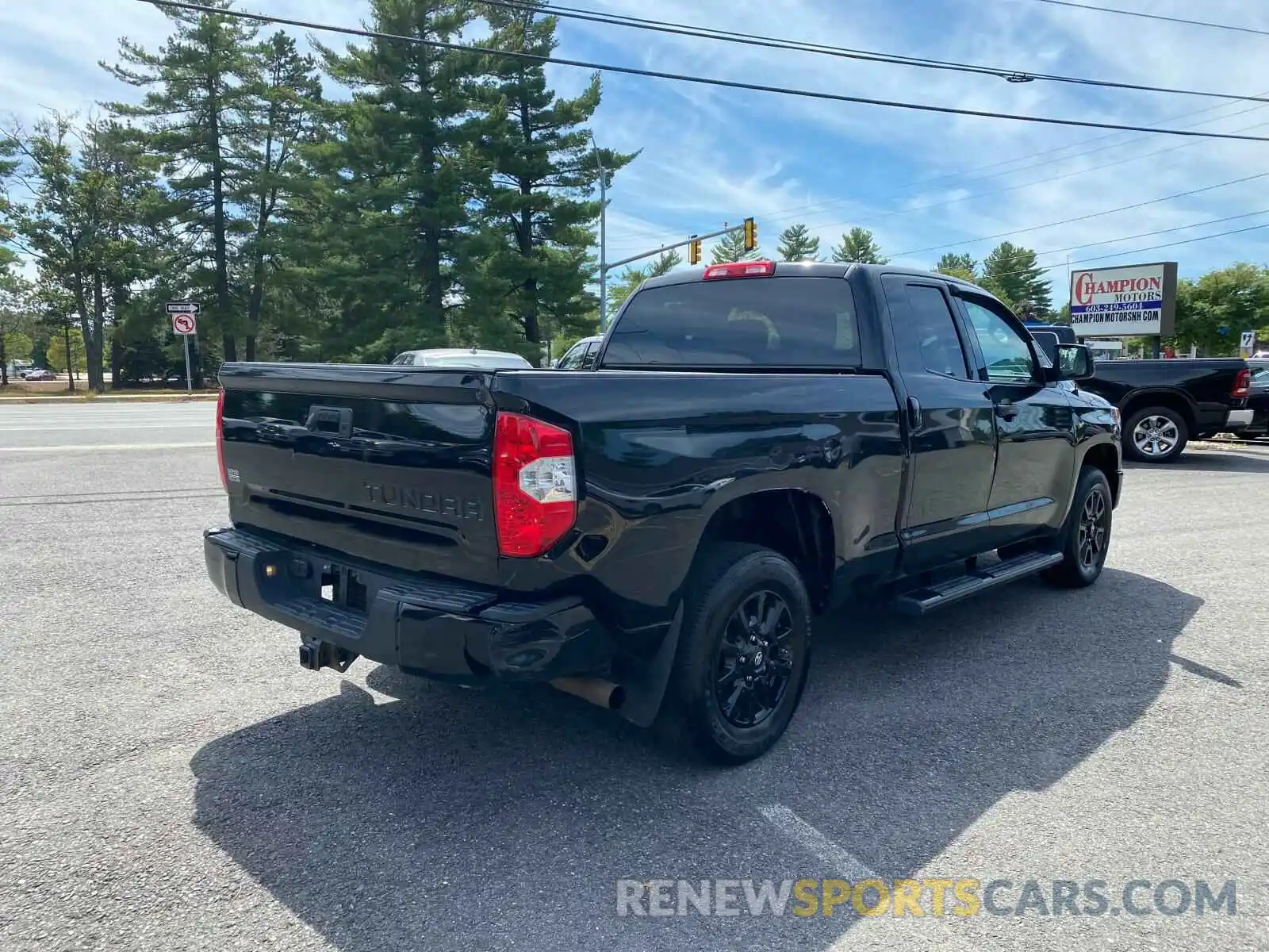 4 Photograph of a damaged car 5TFUY5F19KX821681 TOYOTA TUNDRA 2019