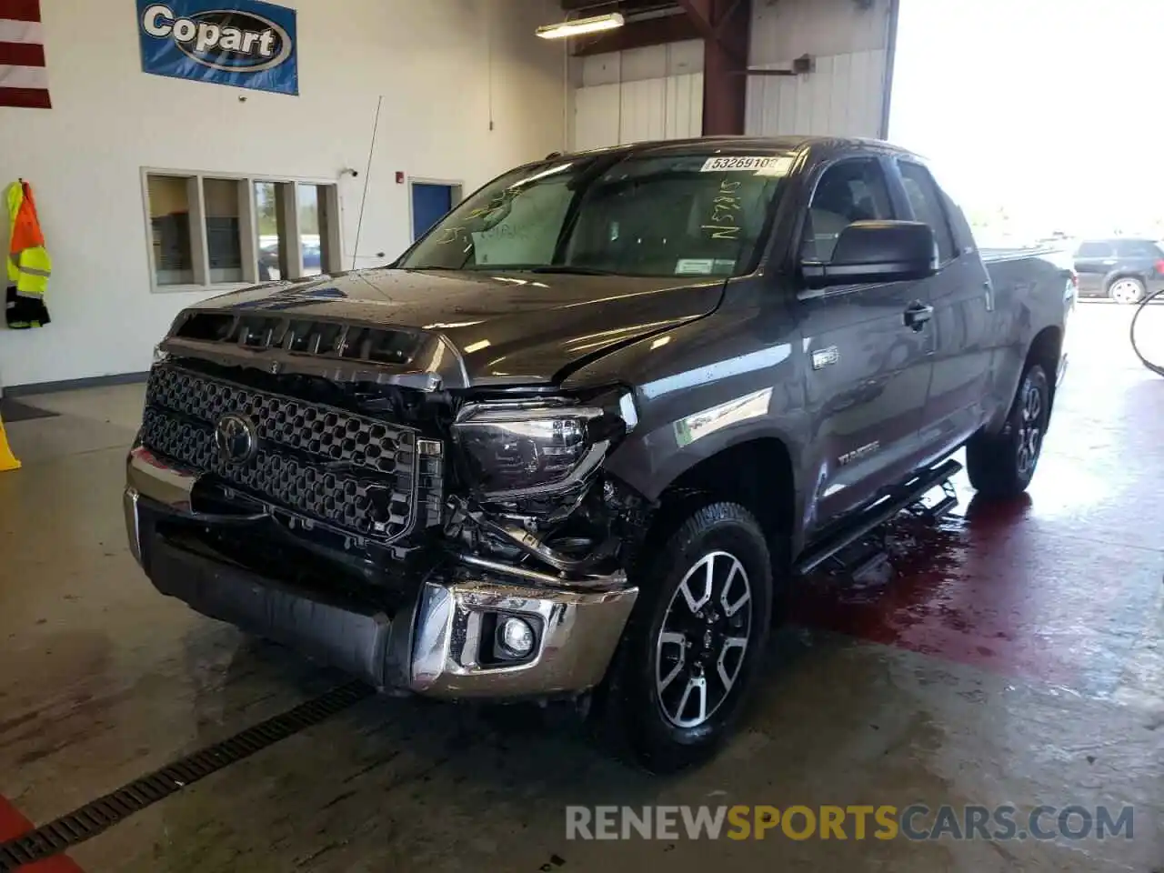 2 Photograph of a damaged car 5TFUY5F1XKX819017 TOYOTA TUNDRA 2019