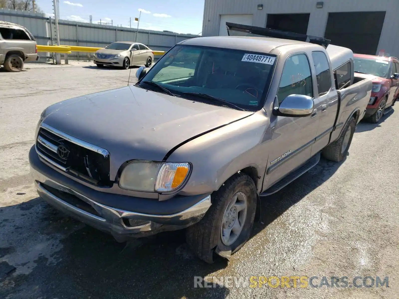 2 Photograph of a damaged car 5TBRT3410YS106811 TOYOTA TUNDRA 2020