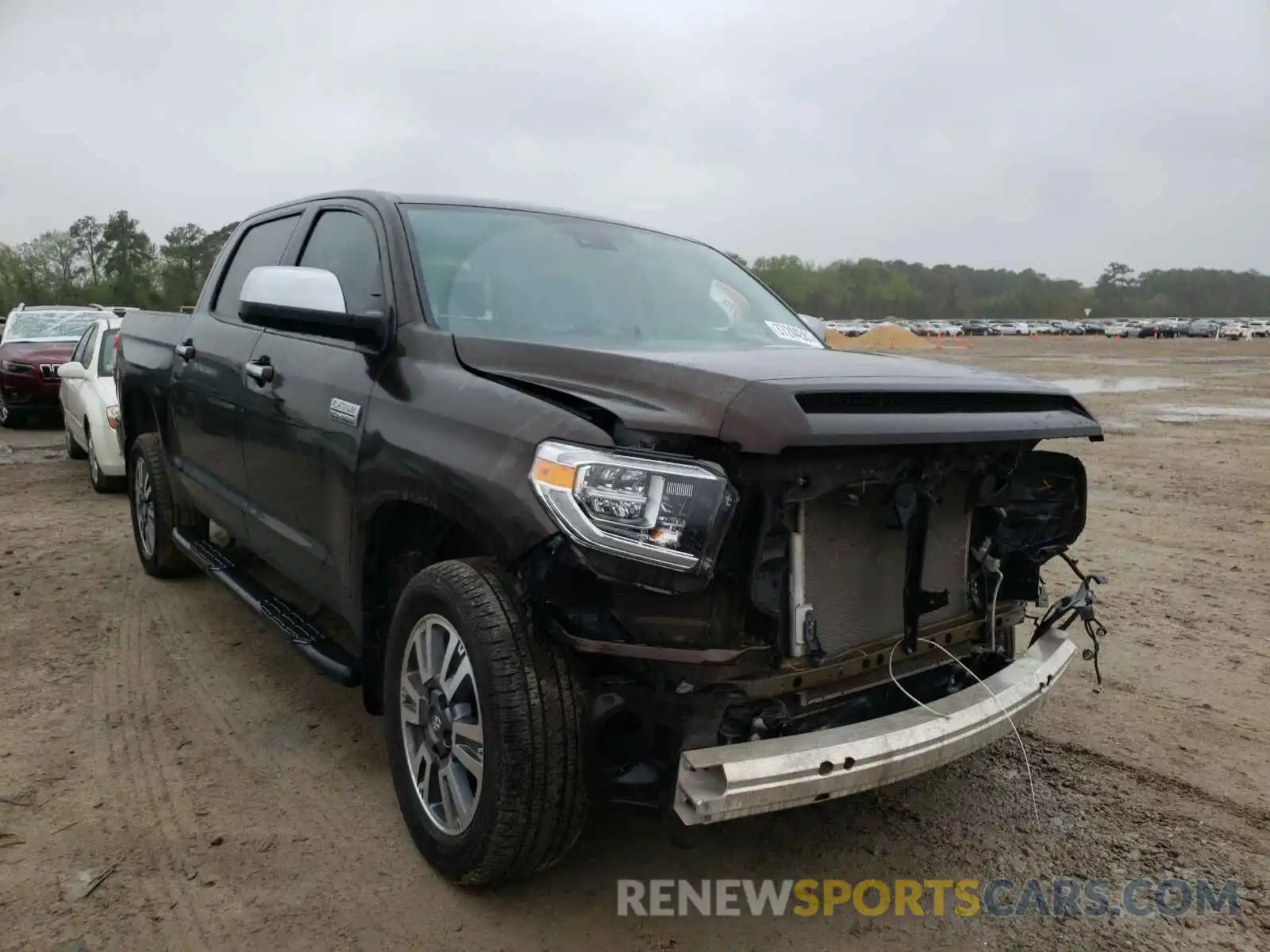 1 Photograph of a damaged car 5TFAY5F10LX879408 TOYOTA TUNDRA 2020