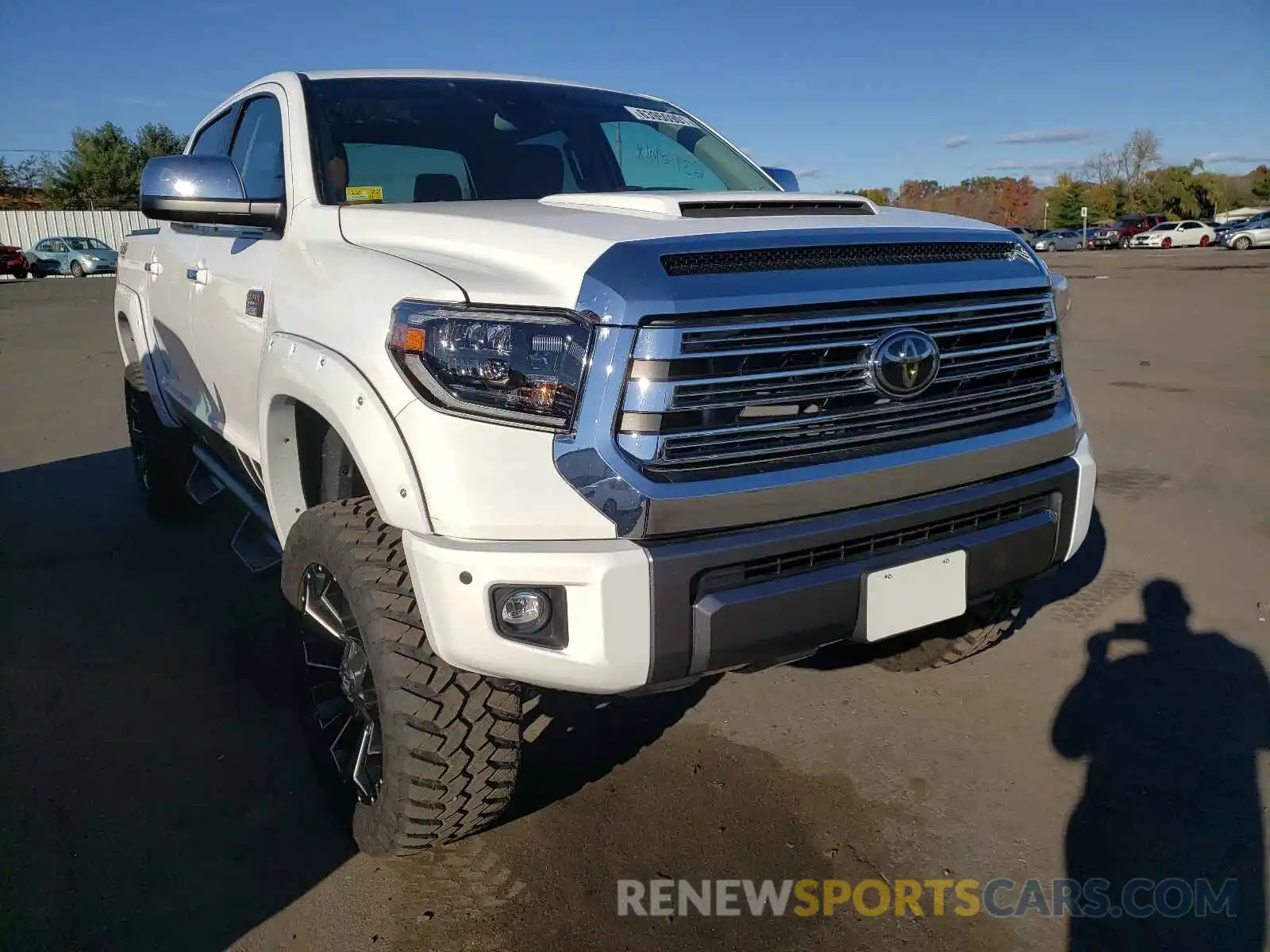 1 Photograph of a damaged car 5TFAY5F11LX893642 TOYOTA TUNDRA 2020