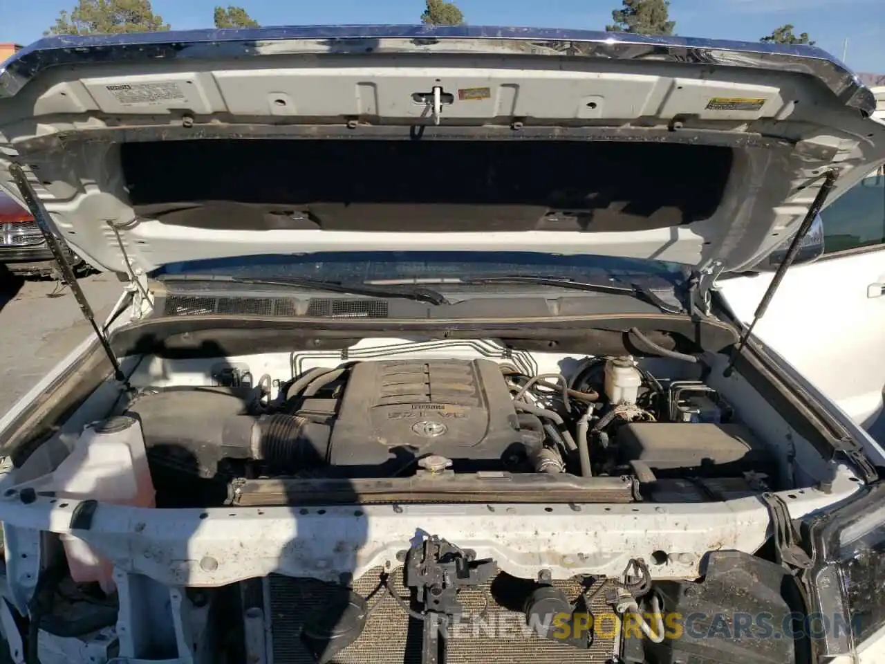 7 Photograph of a damaged car 5TFAY5F12LX891169 TOYOTA TUNDRA 2020