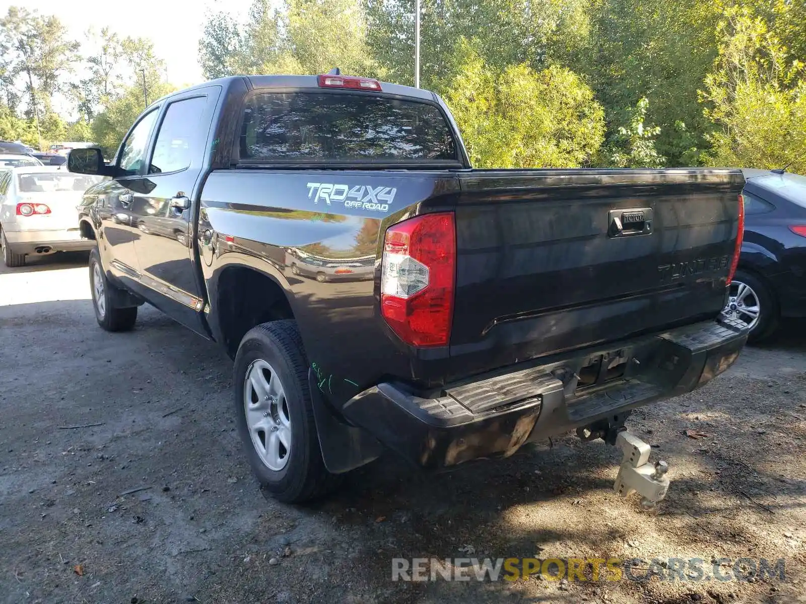 3 Photograph of a damaged car 5TFAY5F13LX878818 TOYOTA TUNDRA 2020