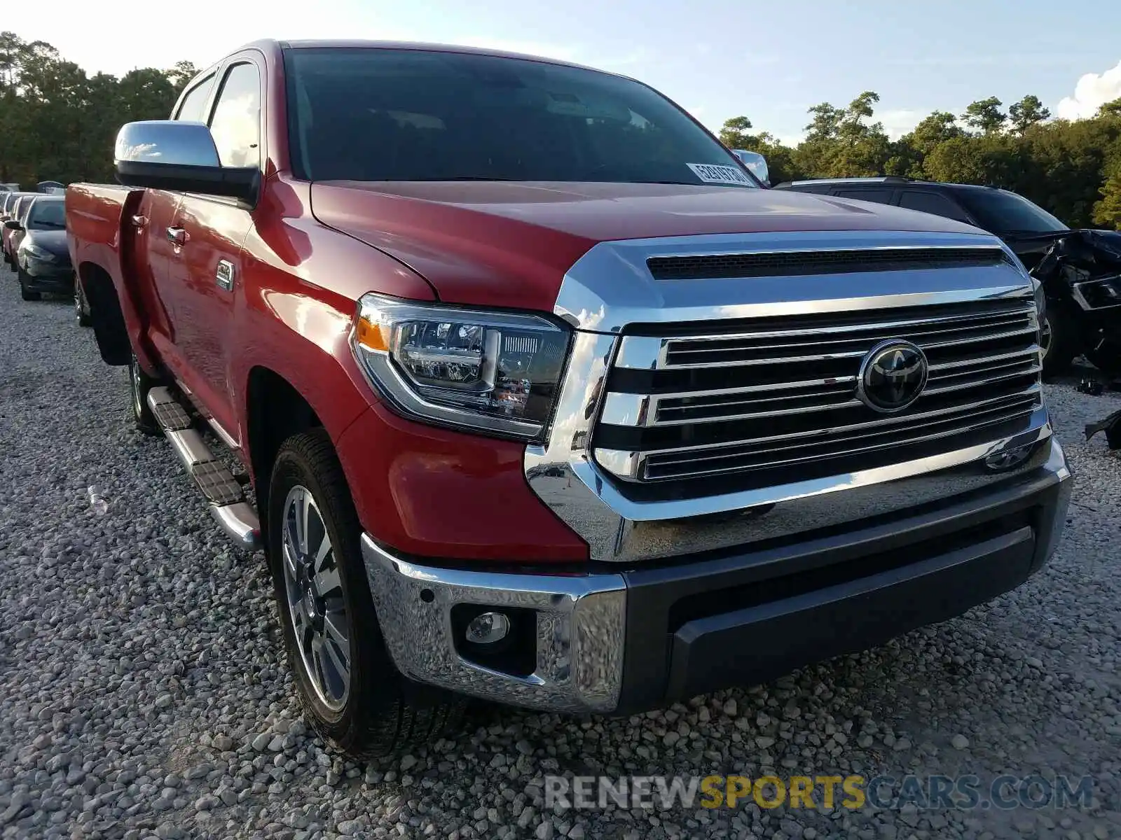 1 Photograph of a damaged car 5TFAY5F14LX885180 TOYOTA TUNDRA 2020