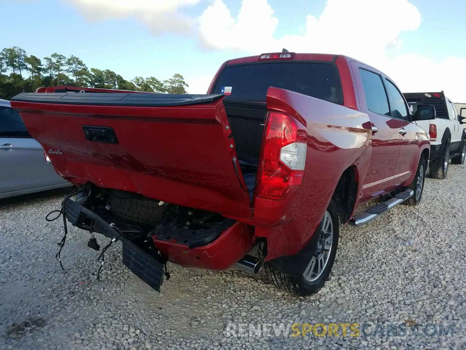 4 Photograph of a damaged car 5TFAY5F14LX885180 TOYOTA TUNDRA 2020