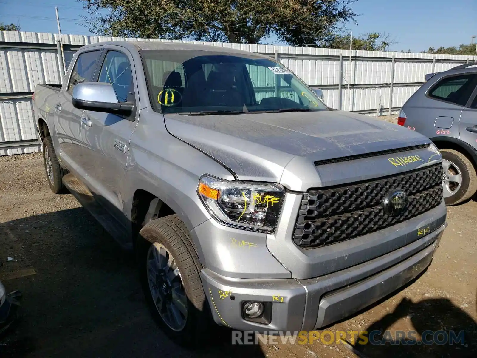 1 Photograph of a damaged car 5TFAY5F15LX880280 TOYOTA TUNDRA 2020