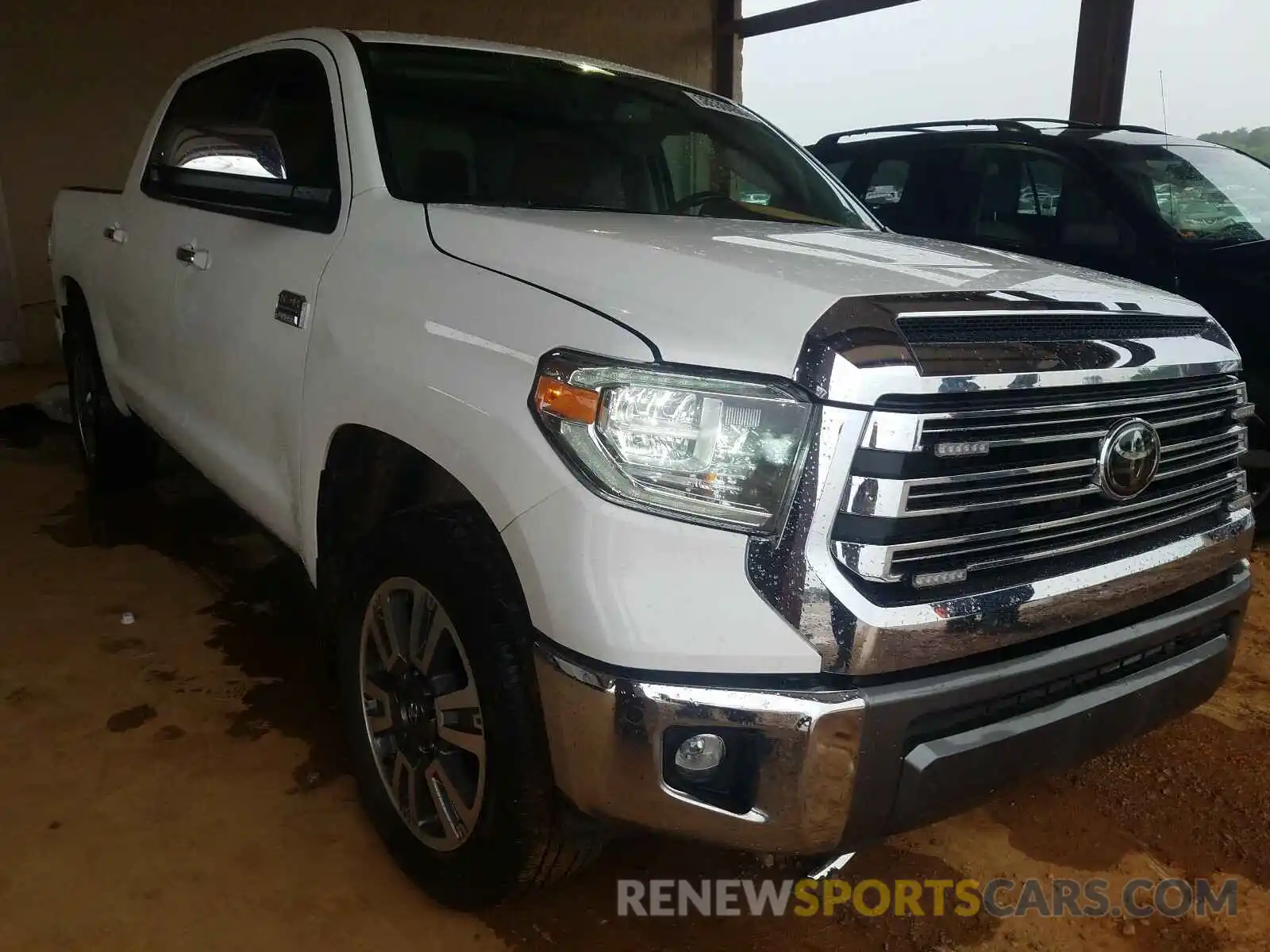 1 Photograph of a damaged car 5TFAY5F16LX888307 TOYOTA TUNDRA 2020