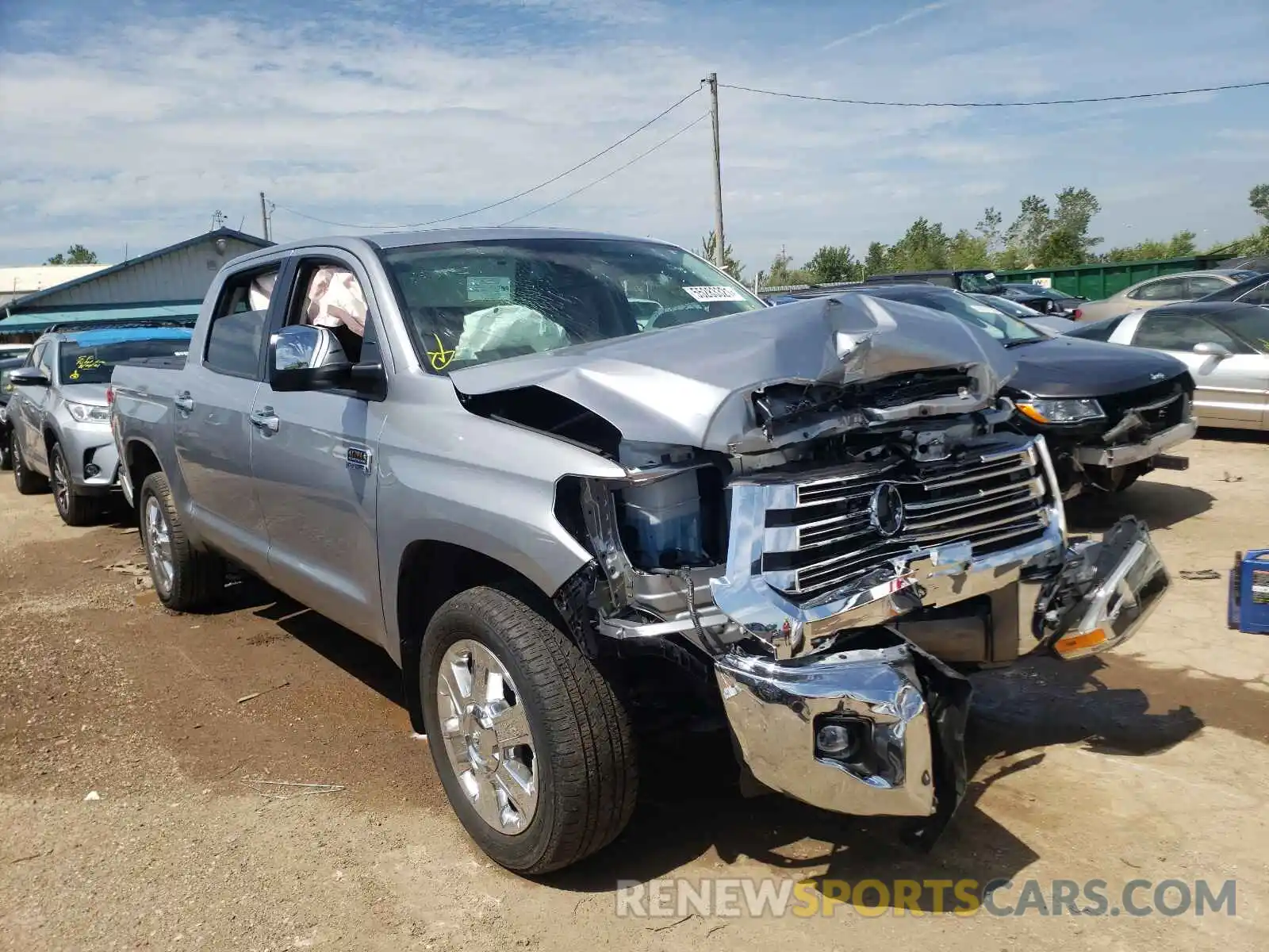 1 Photograph of a damaged car 5TFAY5F16LX909138 TOYOTA TUNDRA 2020