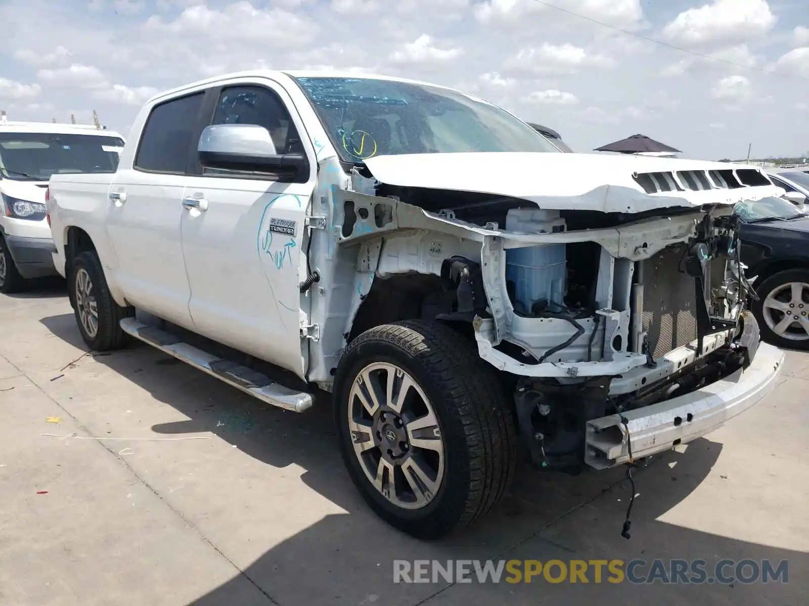 1 Photograph of a damaged car 5TFAY5F16LX938476 TOYOTA TUNDRA 2020