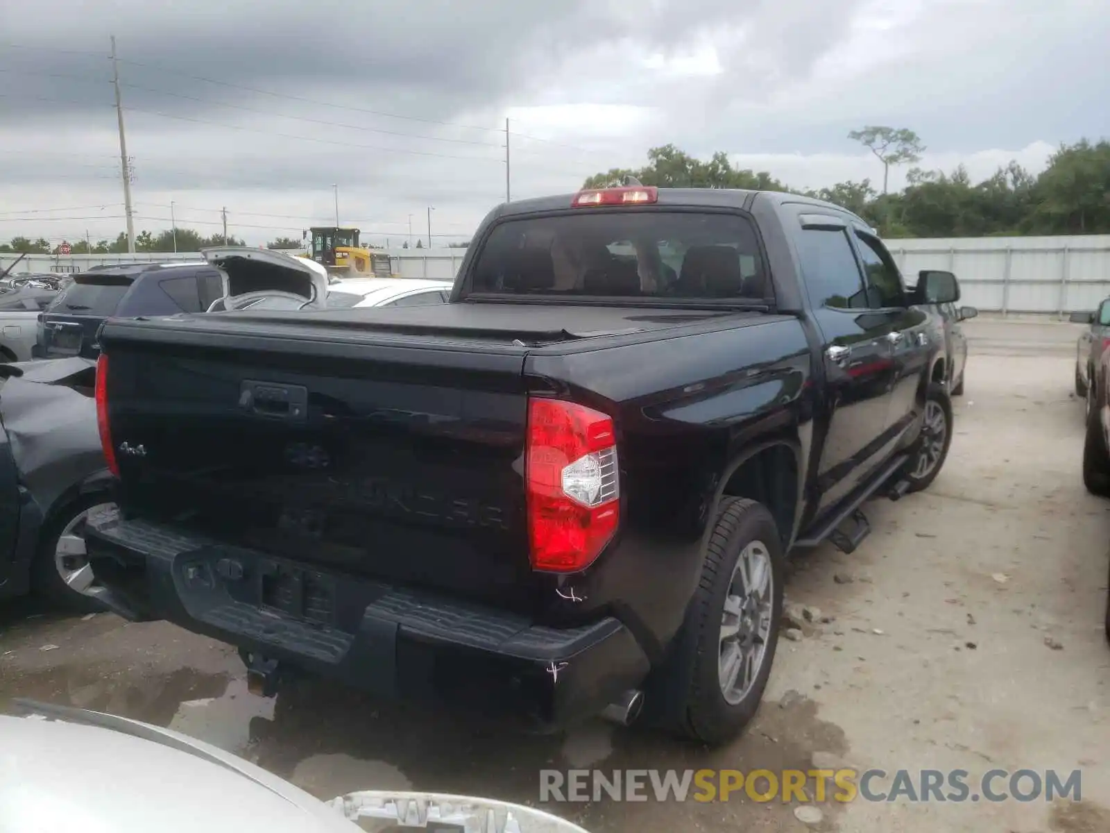 4 Photograph of a damaged car 5TFAY5F17LX886002 TOYOTA TUNDRA 2020