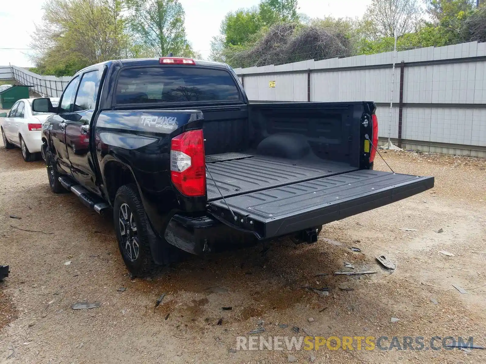 3 Photograph of a damaged car 5TFAY5F17LX933285 TOYOTA TUNDRA 2020