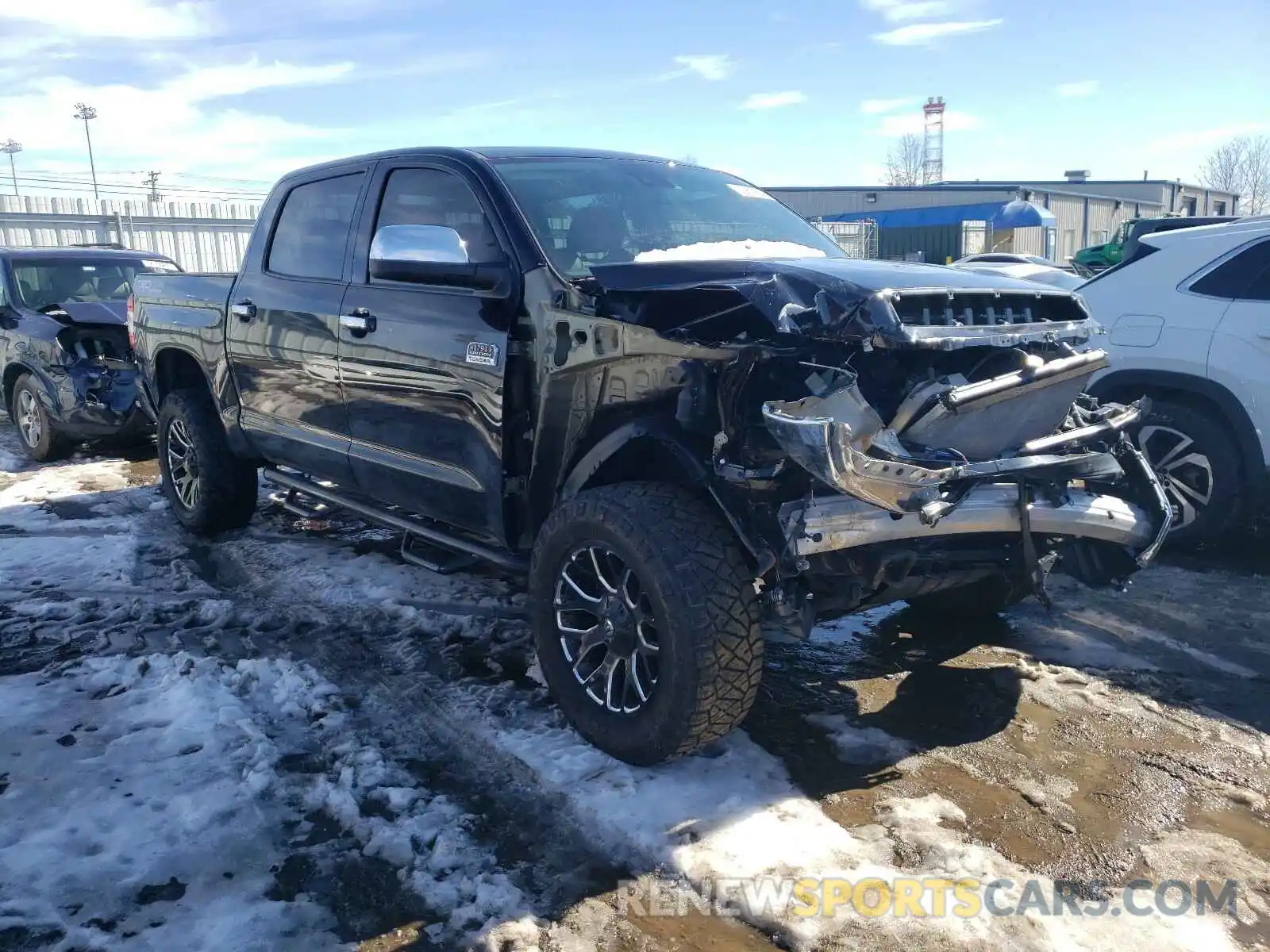 1 Photograph of a damaged car 5TFAY5F18LX891998 TOYOTA TUNDRA 2020