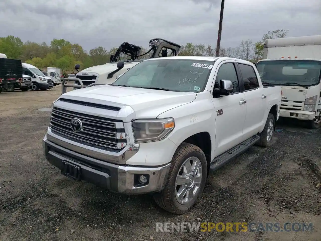 2 Photograph of a damaged car 5TFAY5F18LX919136 TOYOTA TUNDRA 2020