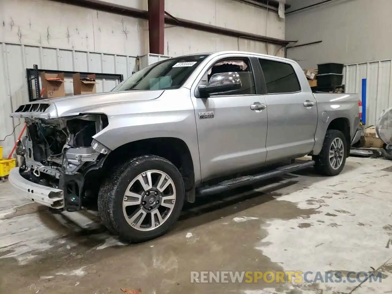 1 Photograph of a damaged car 5TFAY5F18LX935692 TOYOTA TUNDRA 2020