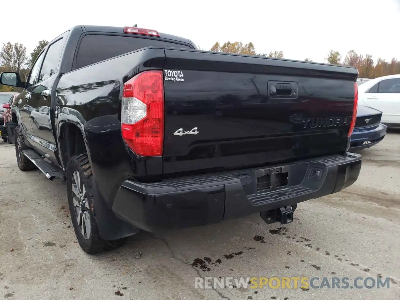 3 Photograph of a damaged car 5TFAY5F1XLX874877 TOYOTA TUNDRA 2020