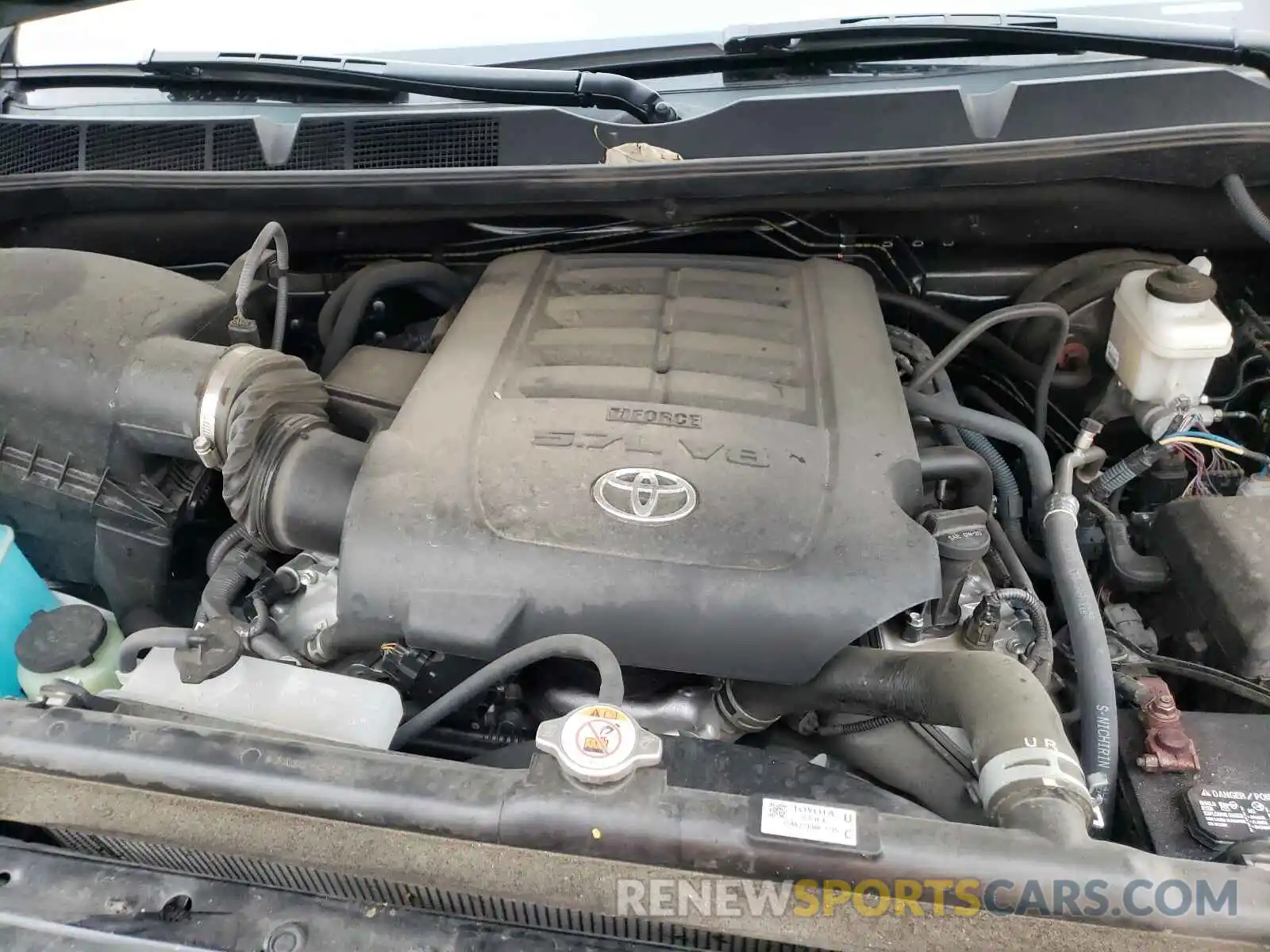 7 Photograph of a damaged car 5TFAY5F1XLX874877 TOYOTA TUNDRA 2020