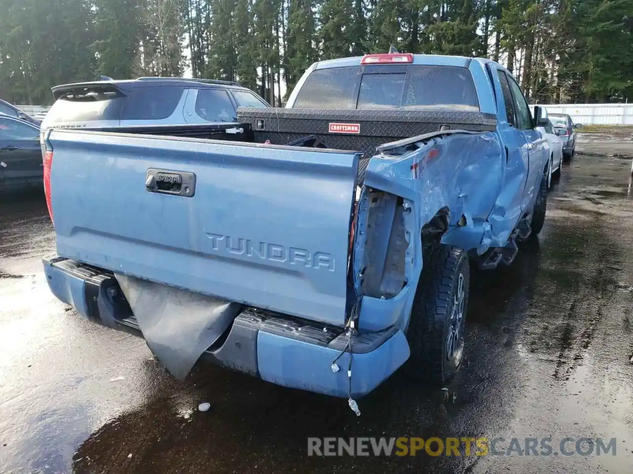 4 Photograph of a damaged car 5TFBY5F13LX940593 TOYOTA TUNDRA 2020