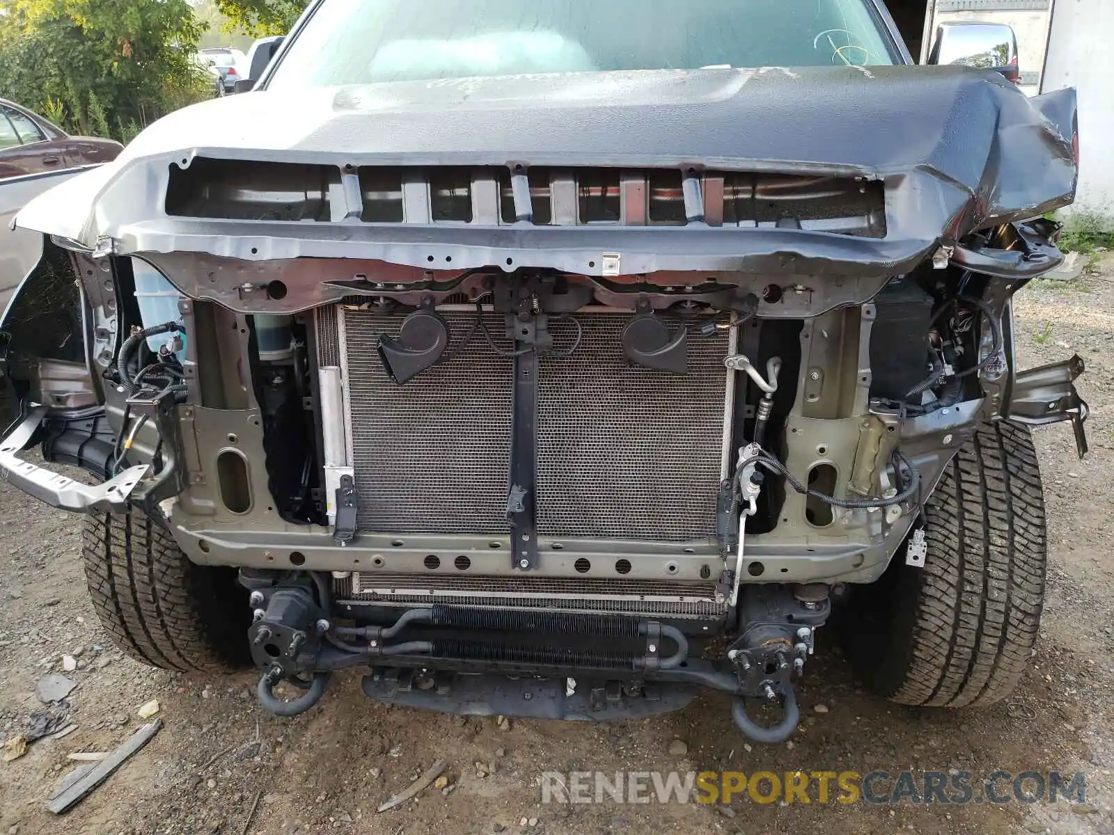 9 Photograph of a damaged car 5TFBY5F15LX882227 TOYOTA TUNDRA 2020