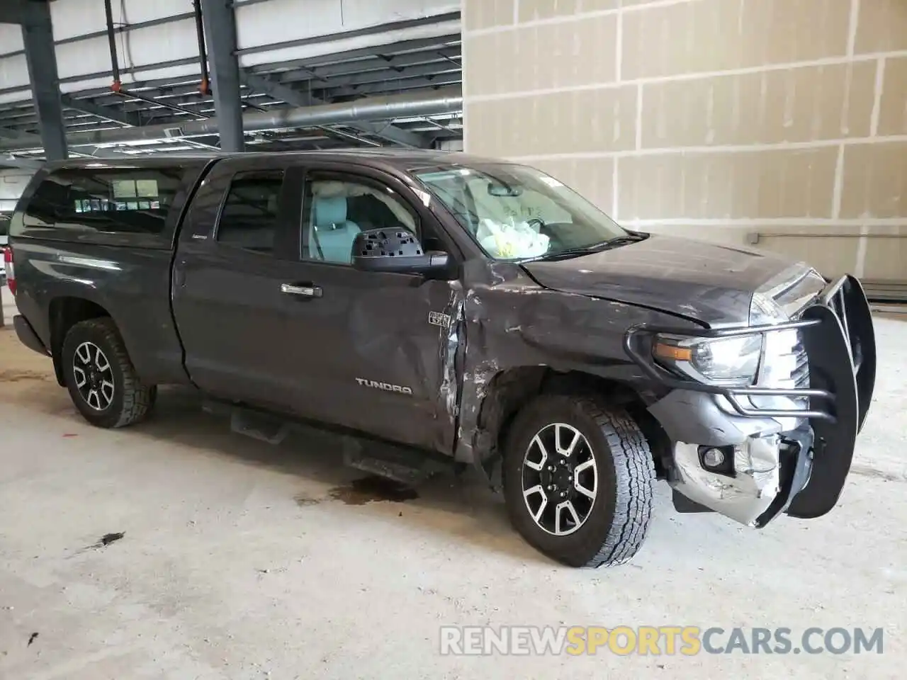 9 Photograph of a damaged car 5TFBY5F15LX937310 TOYOTA TUNDRA 2020