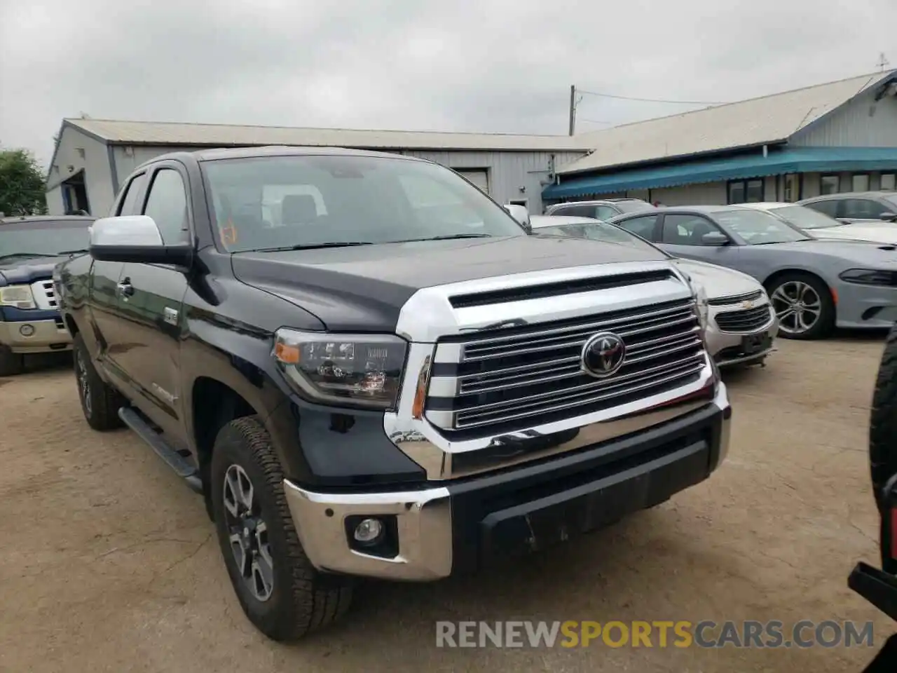 1 Photograph of a damaged car 5TFBY5F18LX899524 TOYOTA TUNDRA 2020