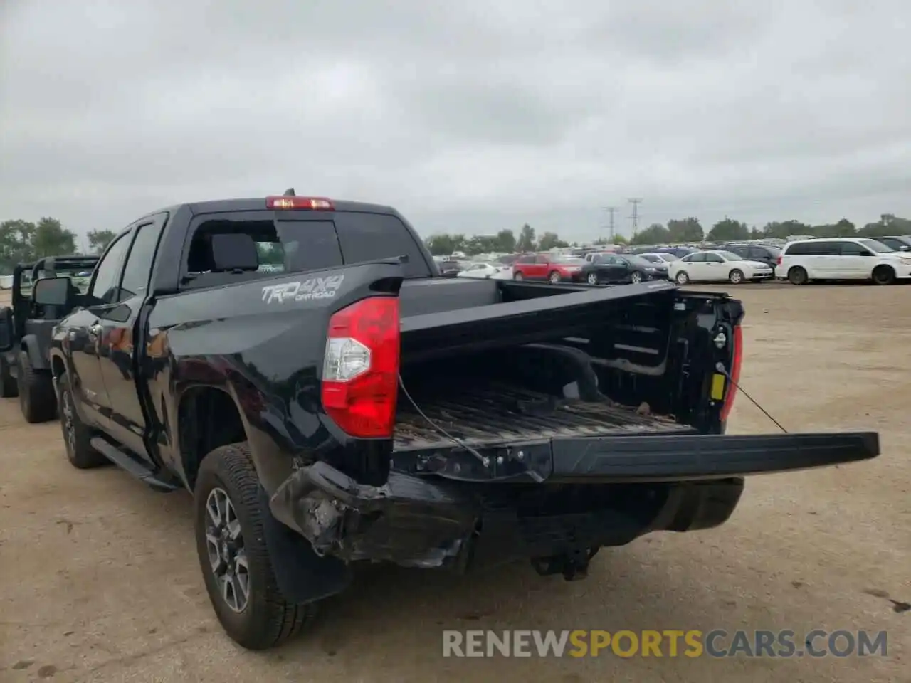 3 Photograph of a damaged car 5TFBY5F18LX899524 TOYOTA TUNDRA 2020