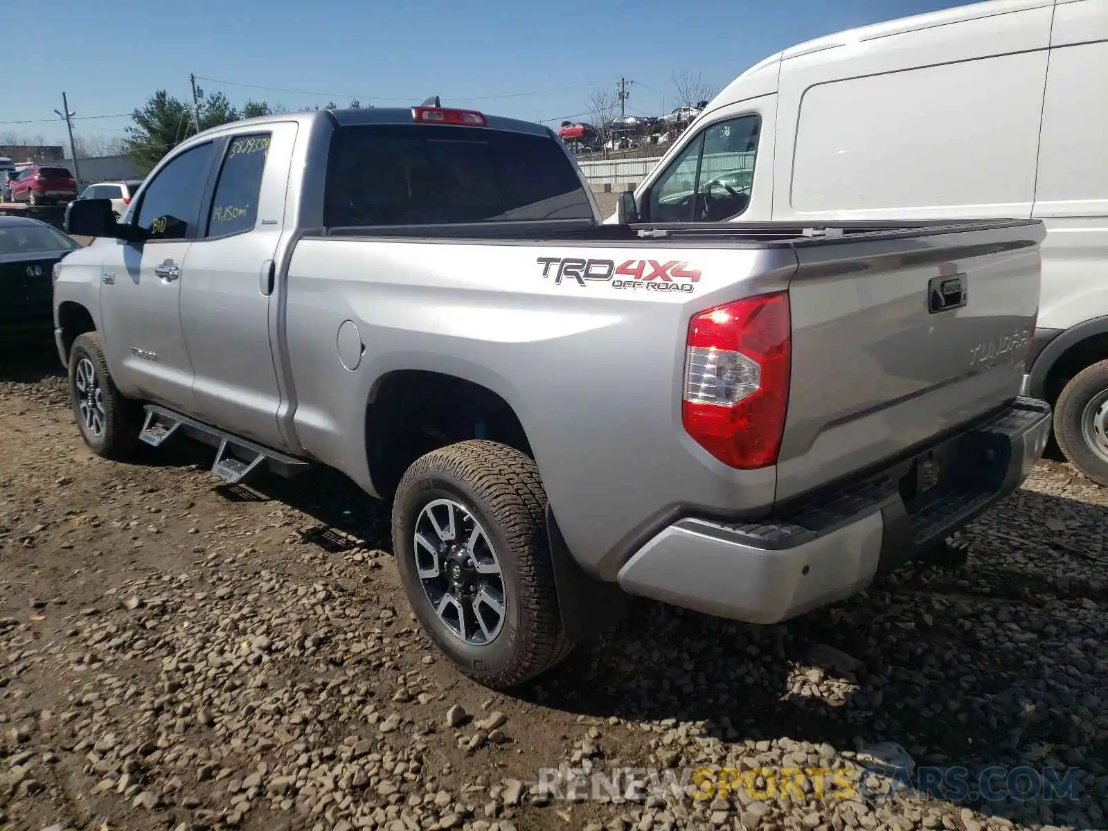 3 Фотография поврежденного автомобиля 5TFBY5F19LX881341 TOYOTA TUNDRA 2020