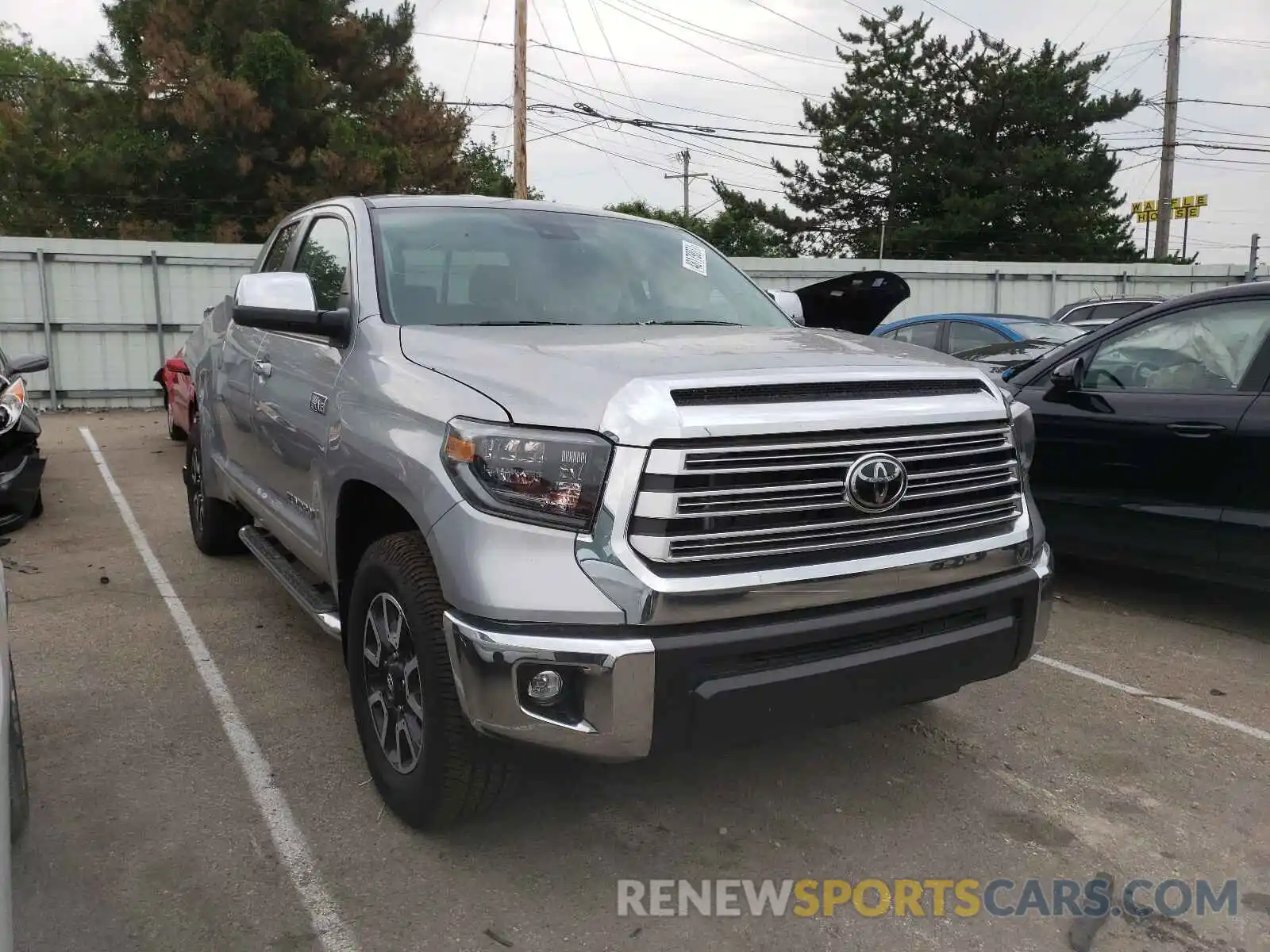 1 Photograph of a damaged car 5TFBY5F1XLX902200 TOYOTA TUNDRA 2020