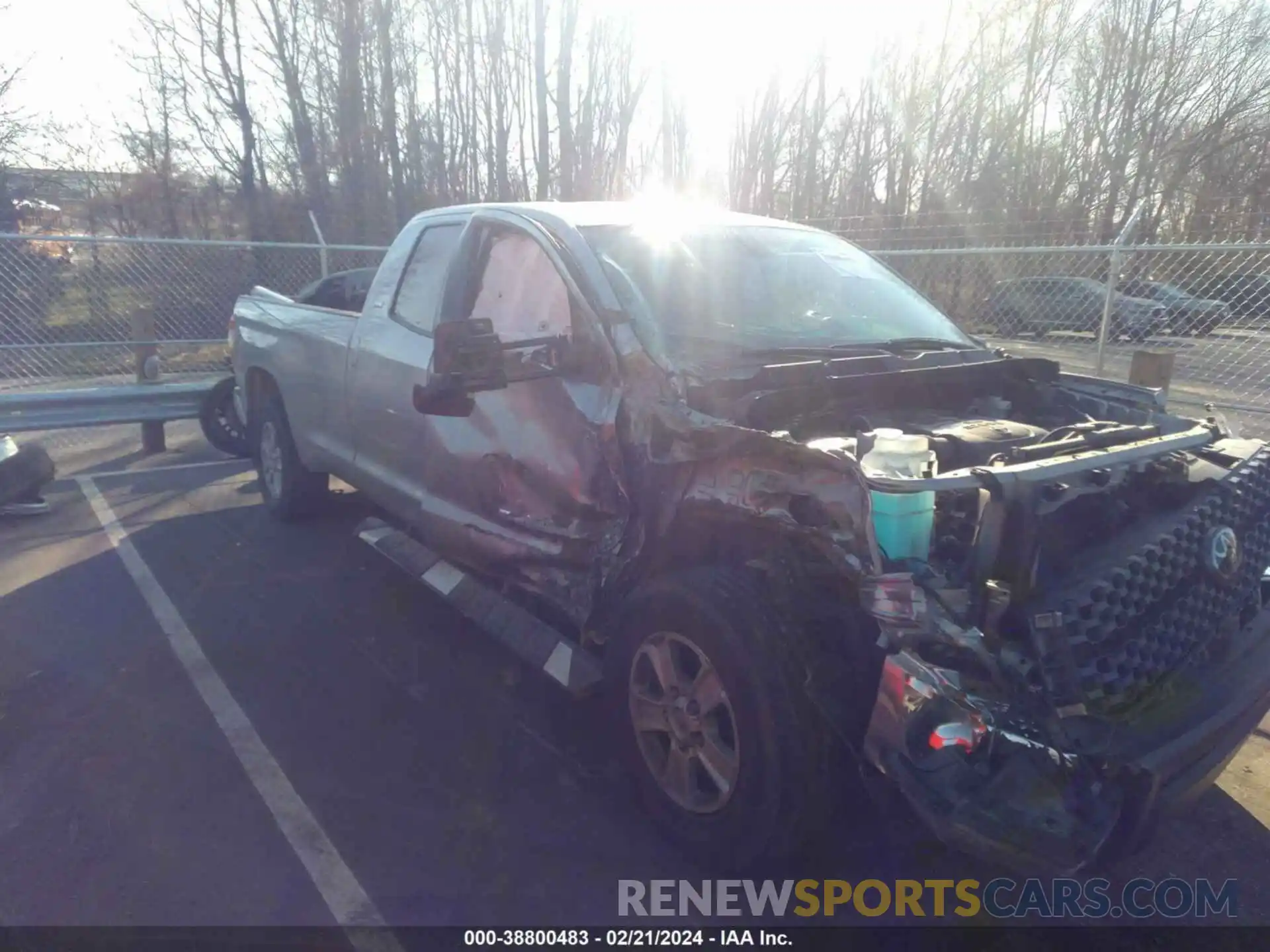 1 Photograph of a damaged car 5TFCY5F14LX025725 TOYOTA TUNDRA 2020