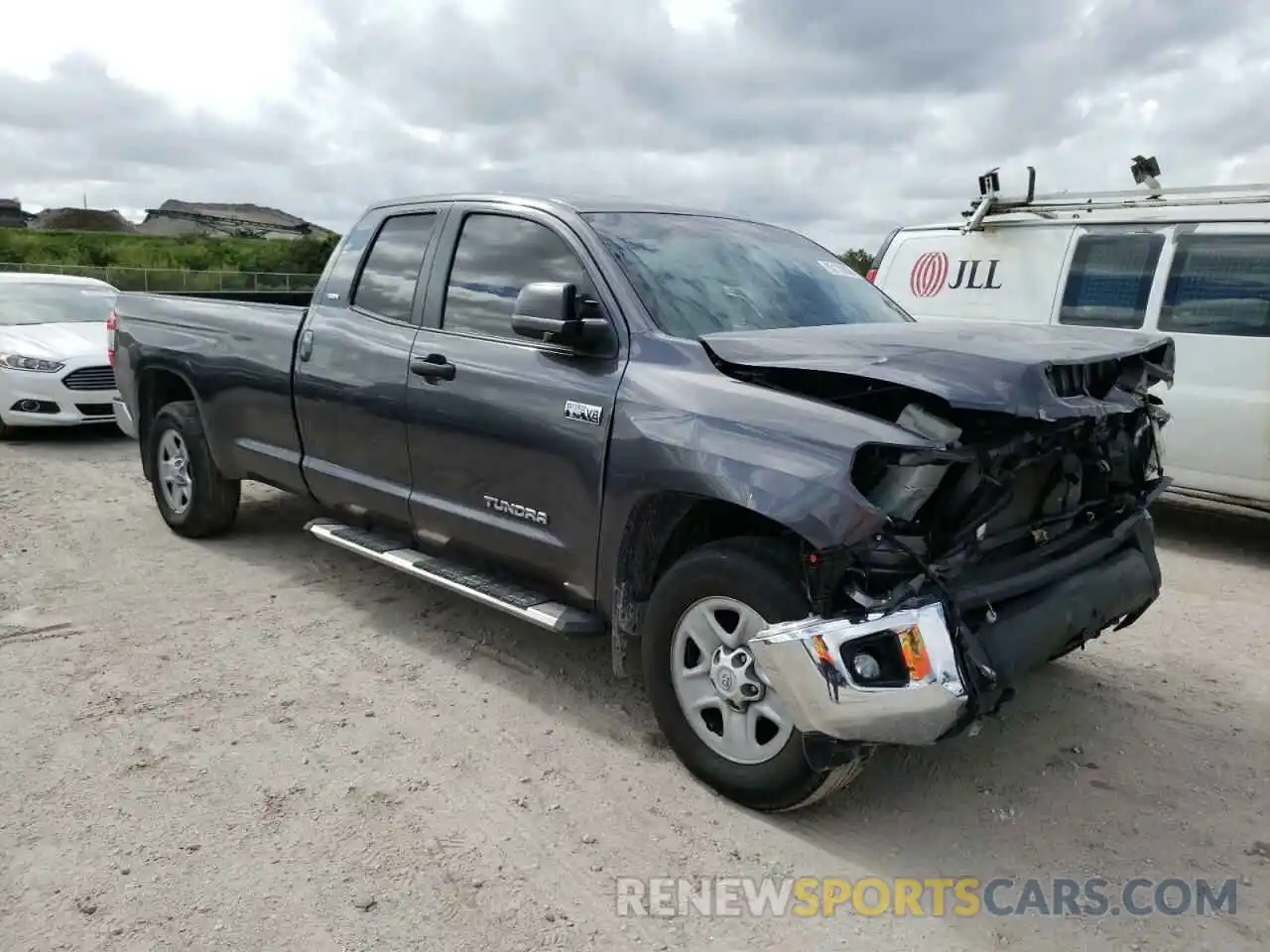 1 Photograph of a damaged car 5TFCY5F14LX025935 TOYOTA TUNDRA 2020