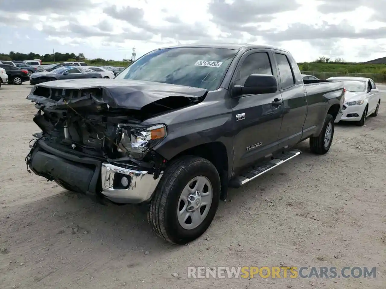 2 Photograph of a damaged car 5TFCY5F14LX025935 TOYOTA TUNDRA 2020