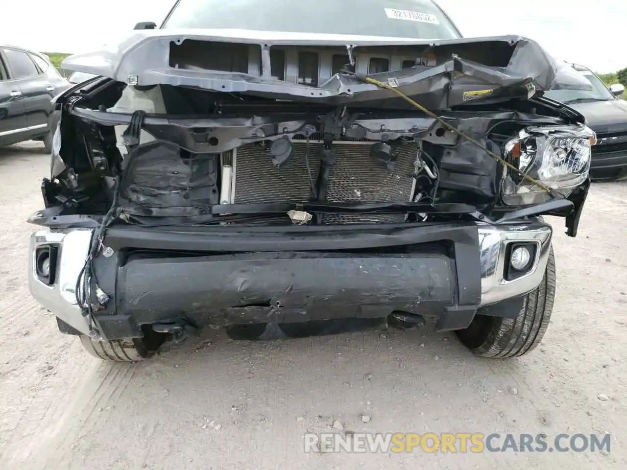 9 Photograph of a damaged car 5TFCY5F14LX025935 TOYOTA TUNDRA 2020