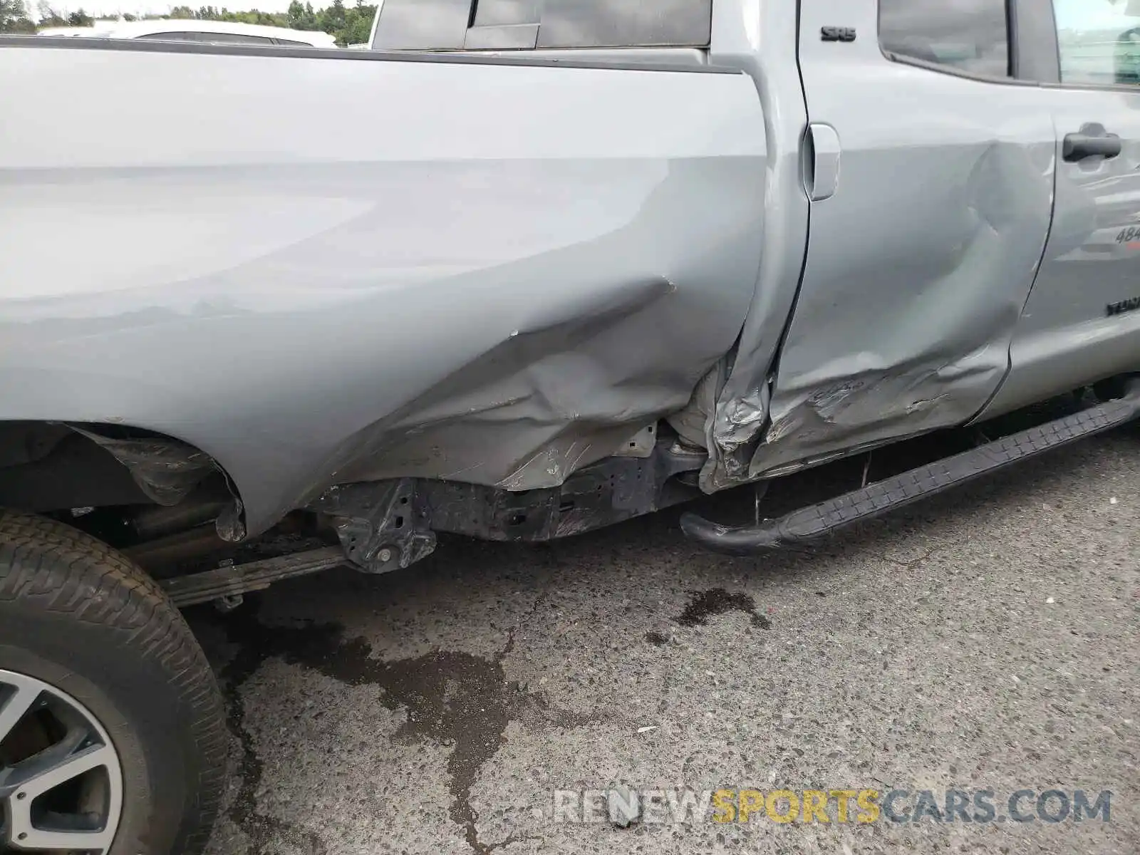 9 Photograph of a damaged car 5TFCY5F15LX026172 TOYOTA TUNDRA 2020