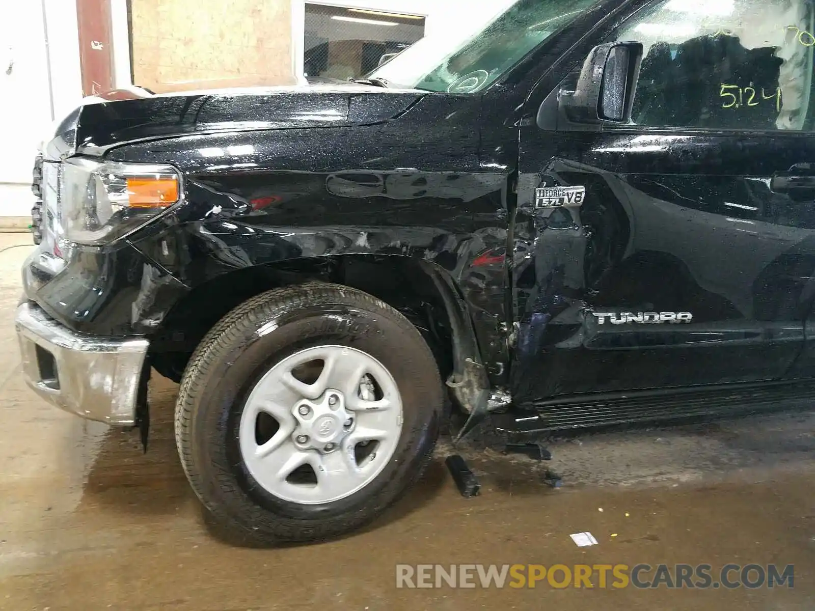9 Photograph of a damaged car 5TFCY5F1XLX026006 TOYOTA TUNDRA 2020