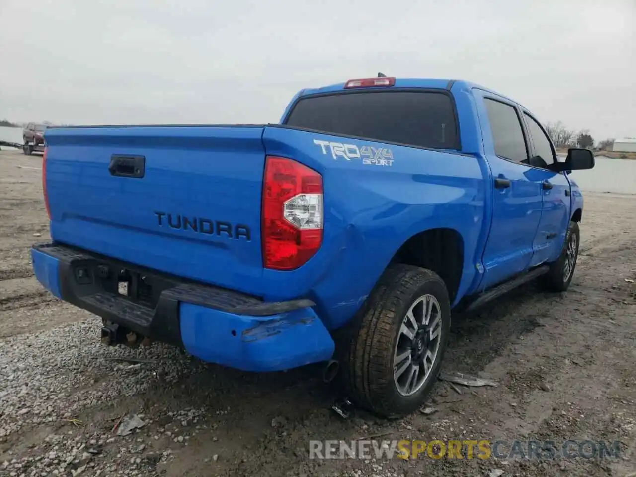 4 Photograph of a damaged car 5TFDY5F10LX880474 TOYOTA TUNDRA 2020