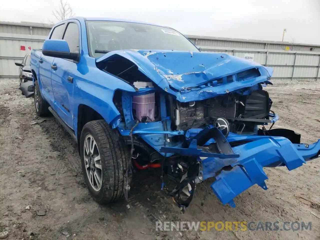 9 Photograph of a damaged car 5TFDY5F10LX880474 TOYOTA TUNDRA 2020