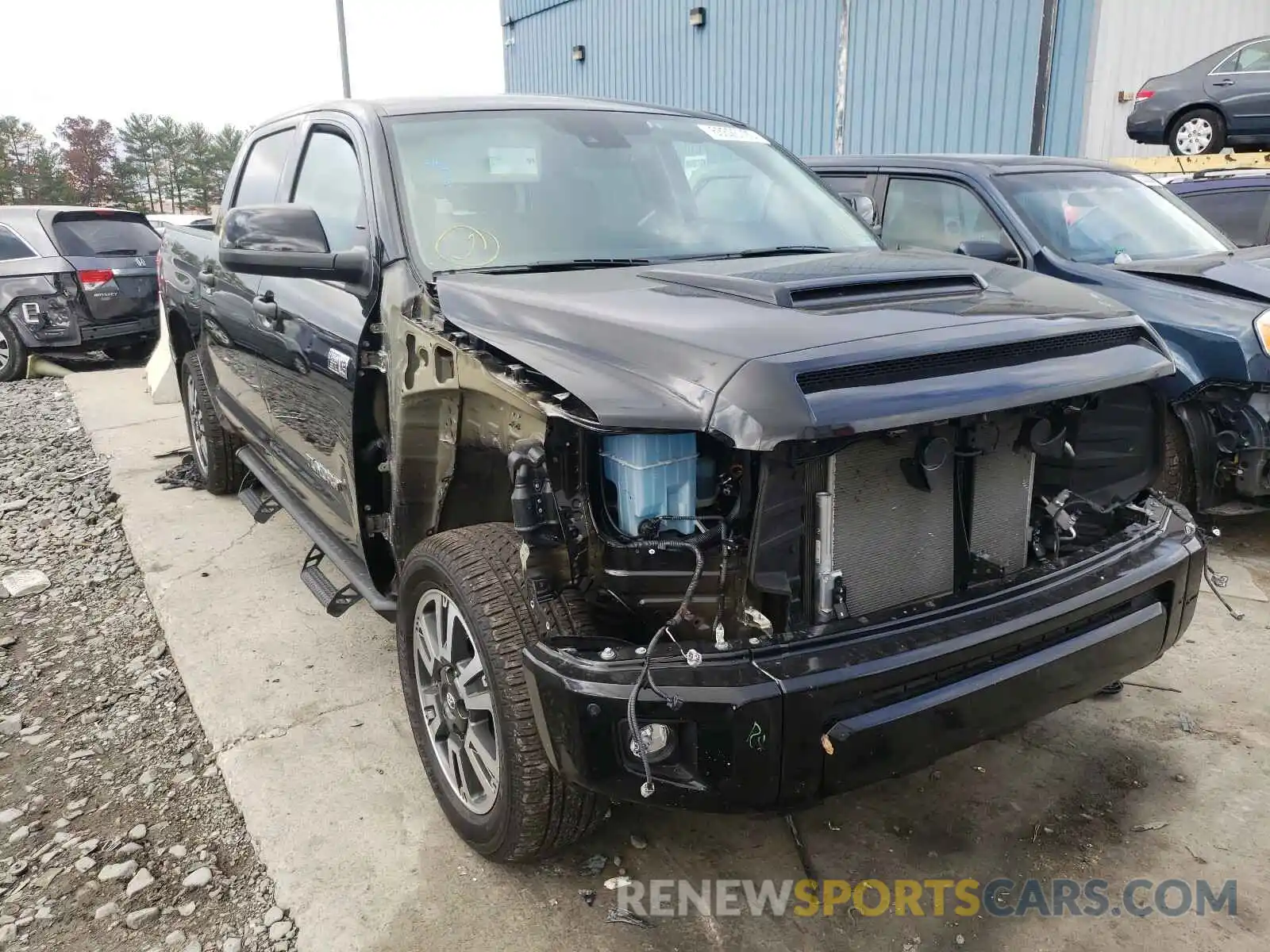 1 Photograph of a damaged car 5TFDY5F10LX903333 TOYOTA TUNDRA 2020