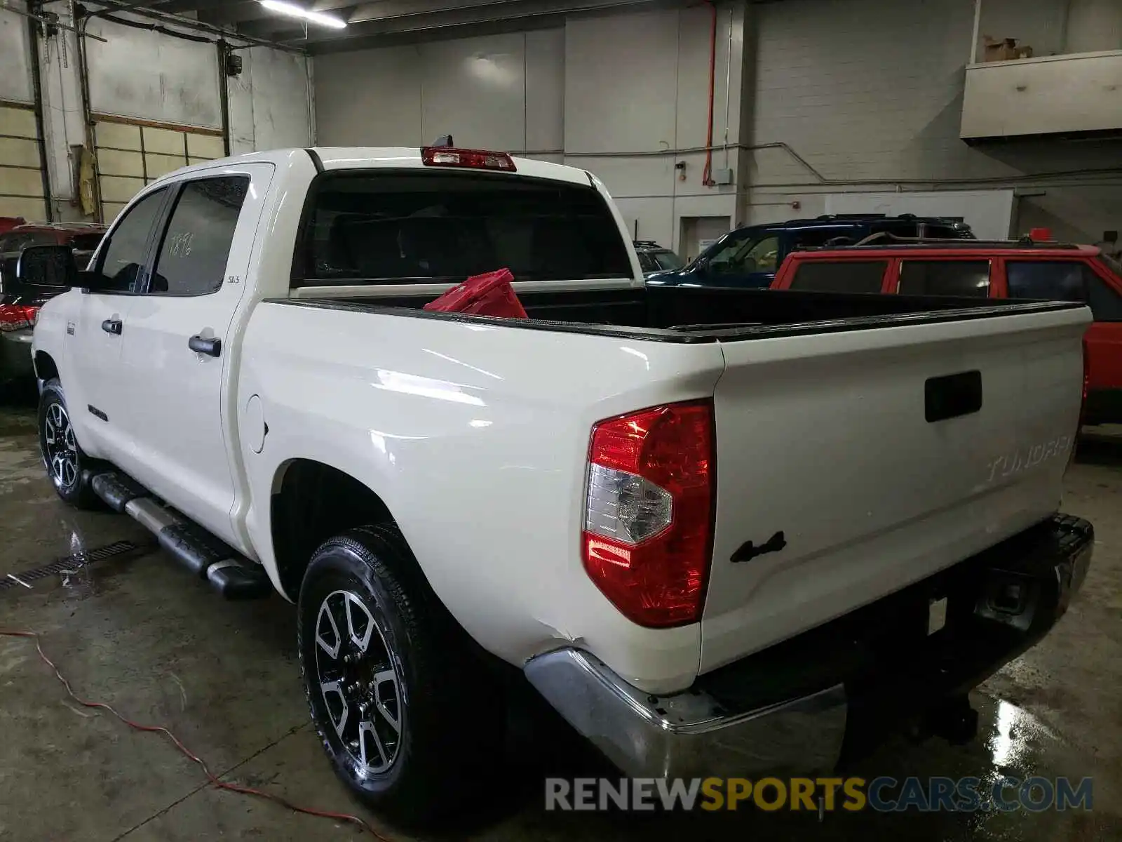 3 Photograph of a damaged car 5TFDY5F10LX903445 TOYOTA TUNDRA 2020