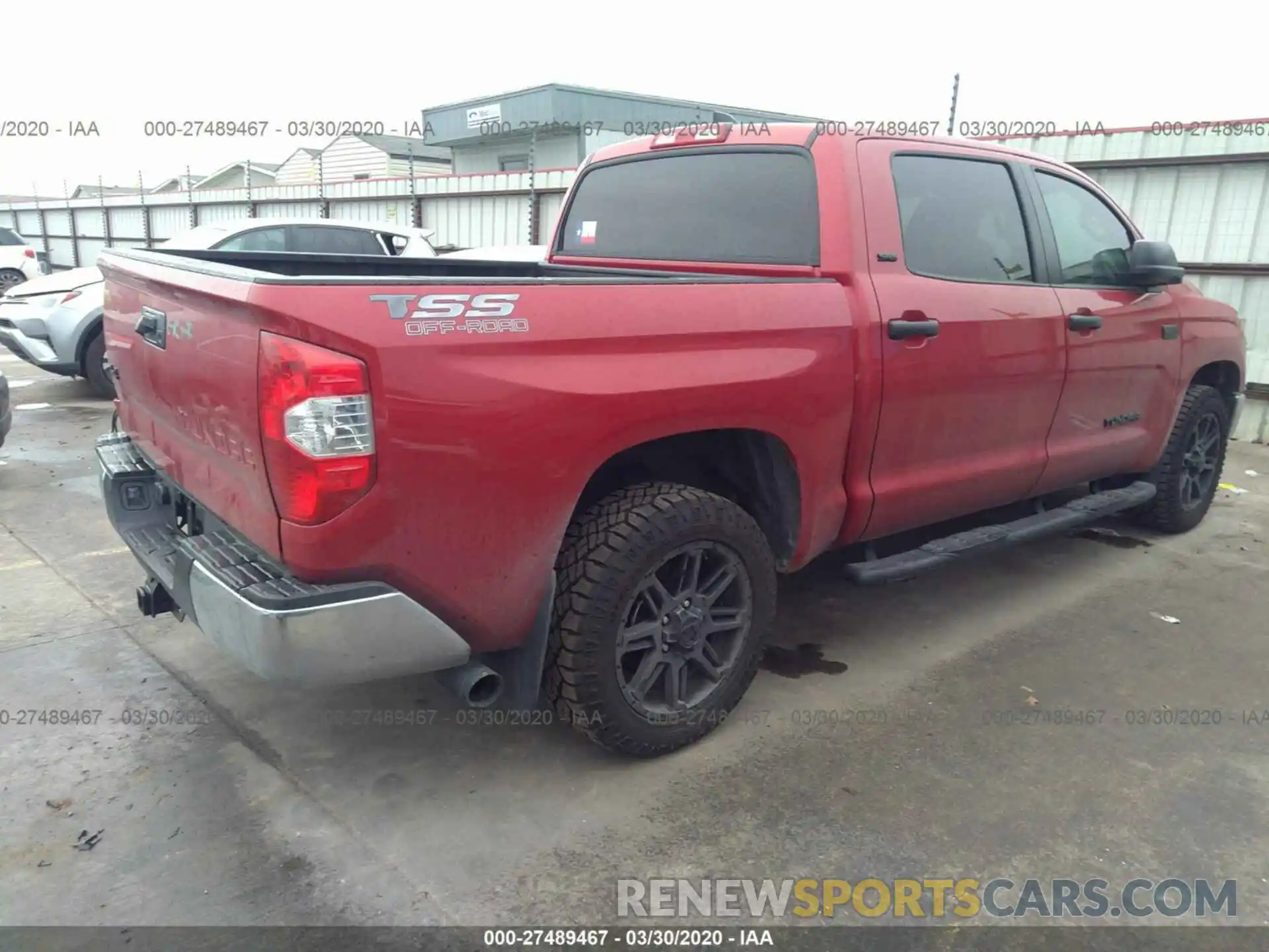 4 Photograph of a damaged car 5TFDY5F10LX916714 TOYOTA TUNDRA 2020