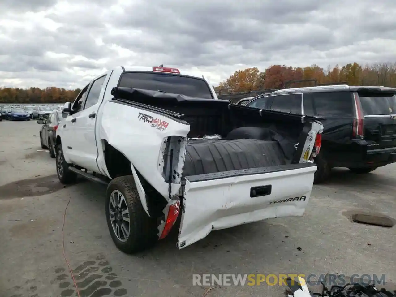 3 Photograph of a damaged car 5TFDY5F10LX939149 TOYOTA TUNDRA 2020